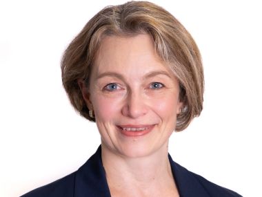 Dr.  Eva-Maria Hertkens