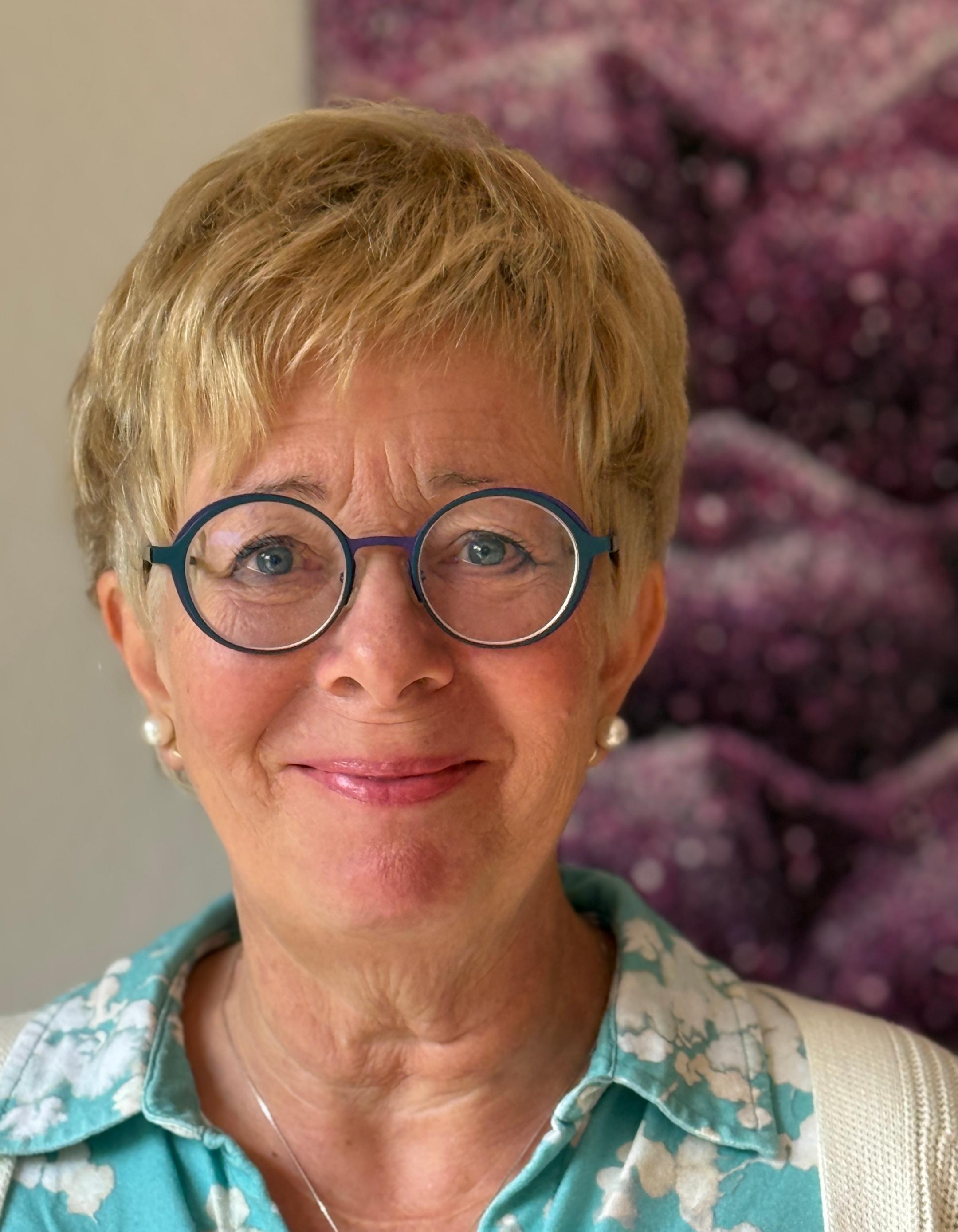 Dr. Claudia Kolletzki