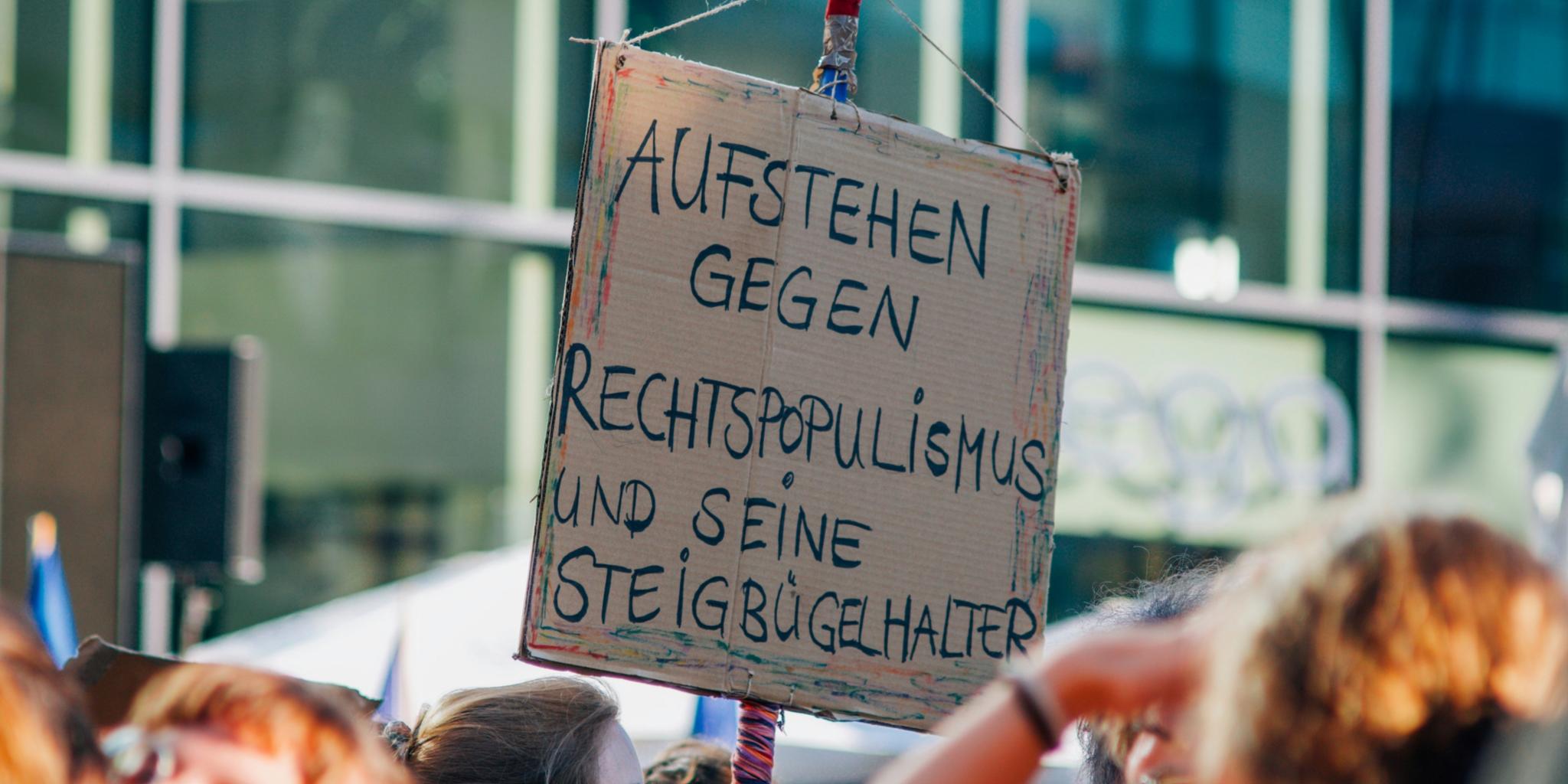 christian-lue-3iWwIksq1tw-unsplash