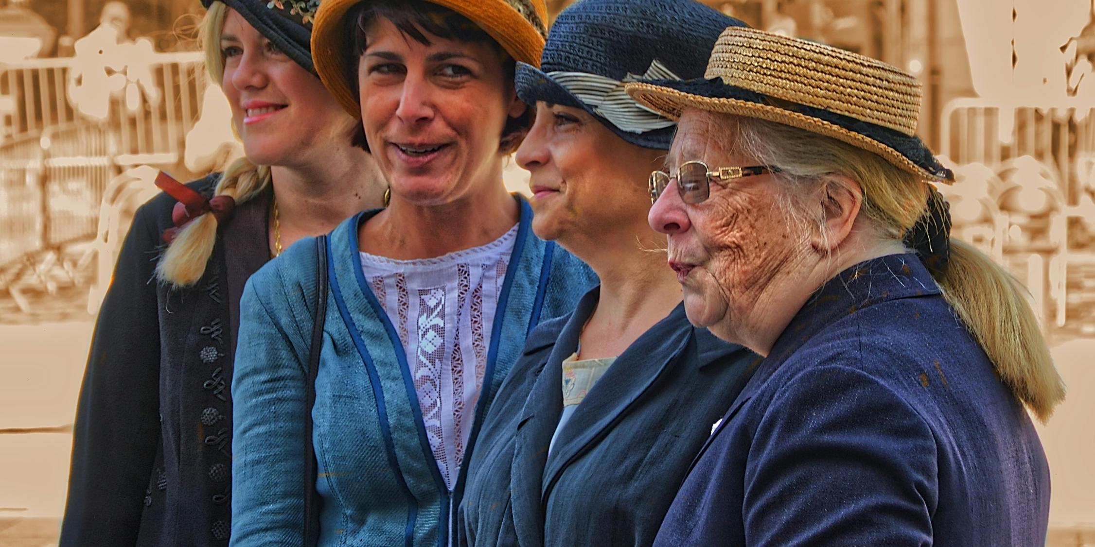 Frauen unterwegs