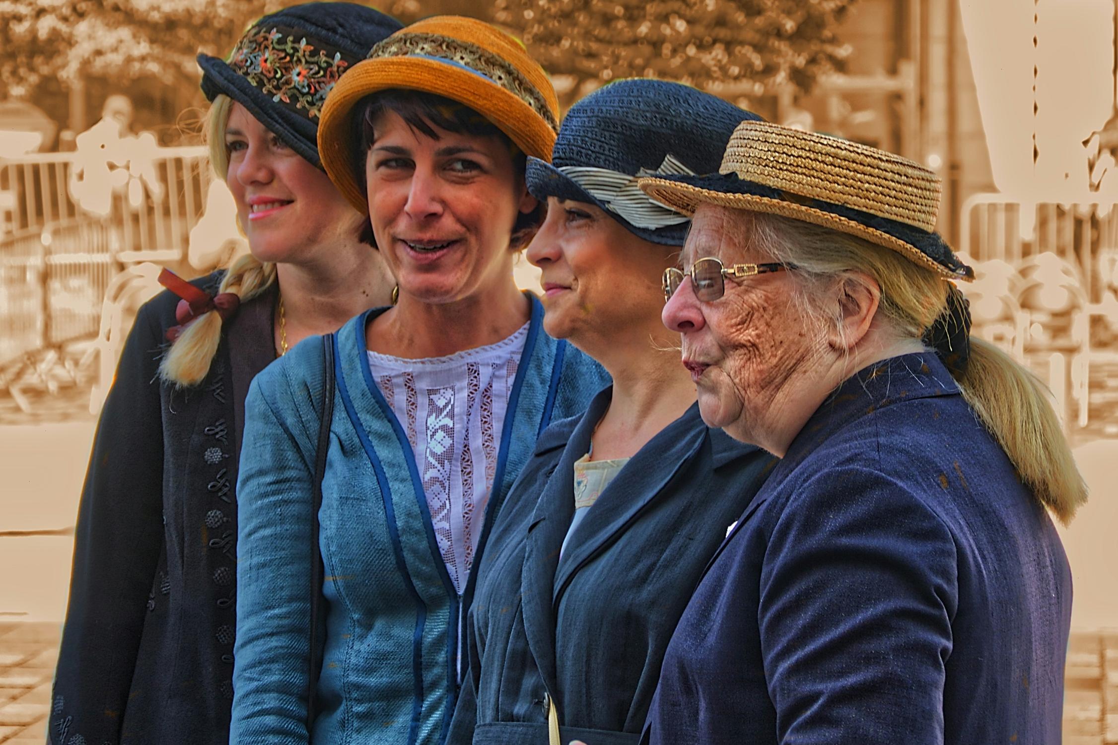Frauen unterwegs